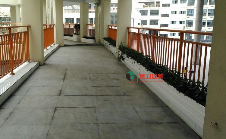 湖南酒店走廊陽(yáng)臺(tái)藝術(shù)花箱案例